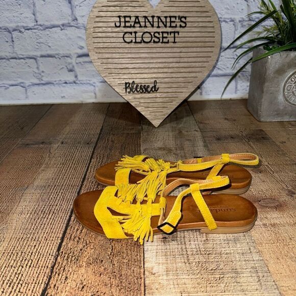 Sundance Yellow Suede Tassel Boho Strappy Sandals Size EU 37 US 6.5 - Picture 3 of 8